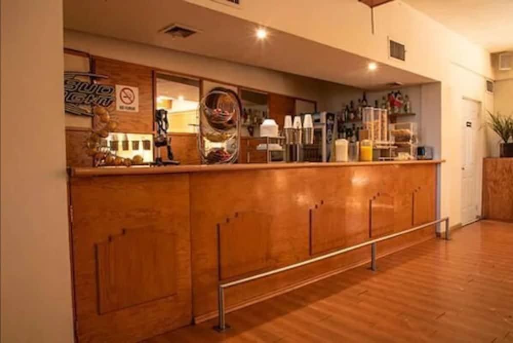 American Inn Hotel & Suites Parral Εξωτερικό φωτογραφία